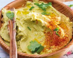 Hummus com abacate