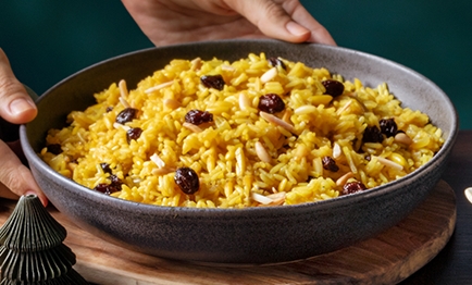 Arroz Árabe com Pinhão e Sultanas