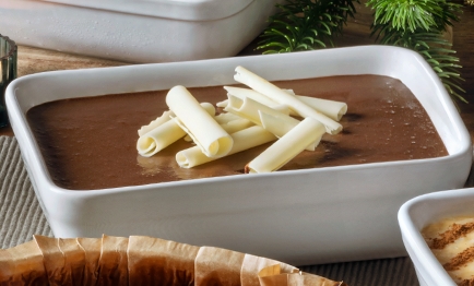 Mousse de Chocolate com Lascas de Chocolate Branco